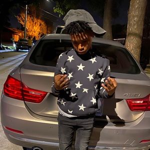 Meet your Posher, Lawrence